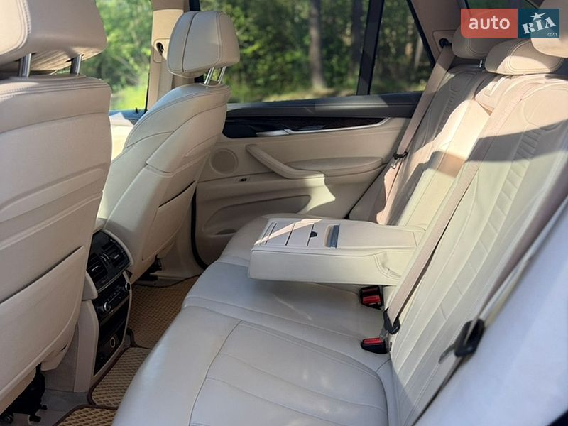 Внедорожник / Кроссовер BMW X5 2015 в Львове