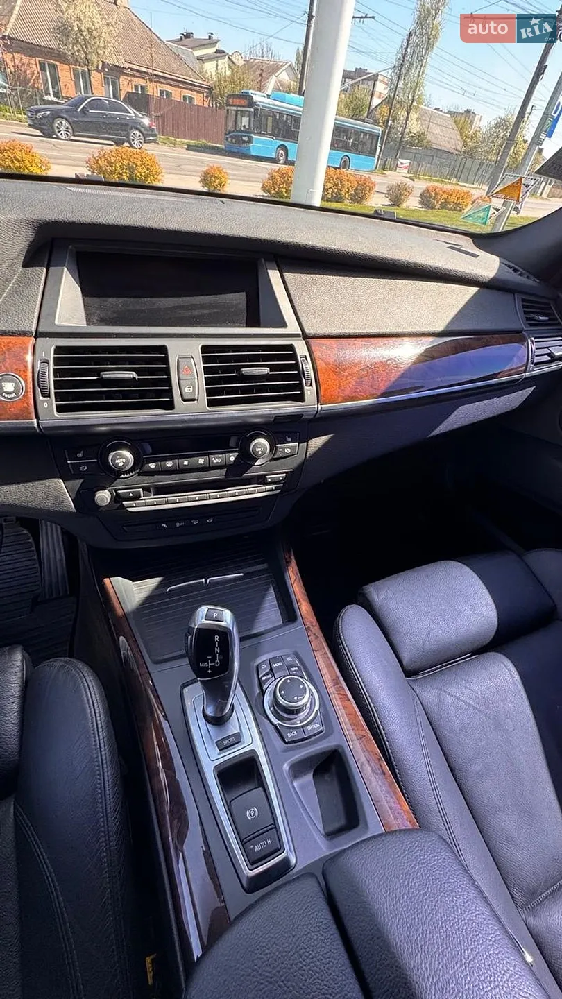2010 BMW X5 - мініатюра 29