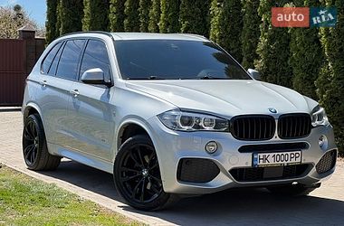 Внедорожник / Кроссовер BMW X5 2017 в Луцке