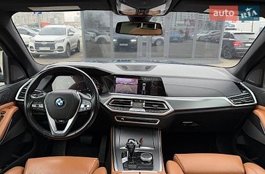 Внедорожник / Кроссовер BMW X5 2019 в Киеве