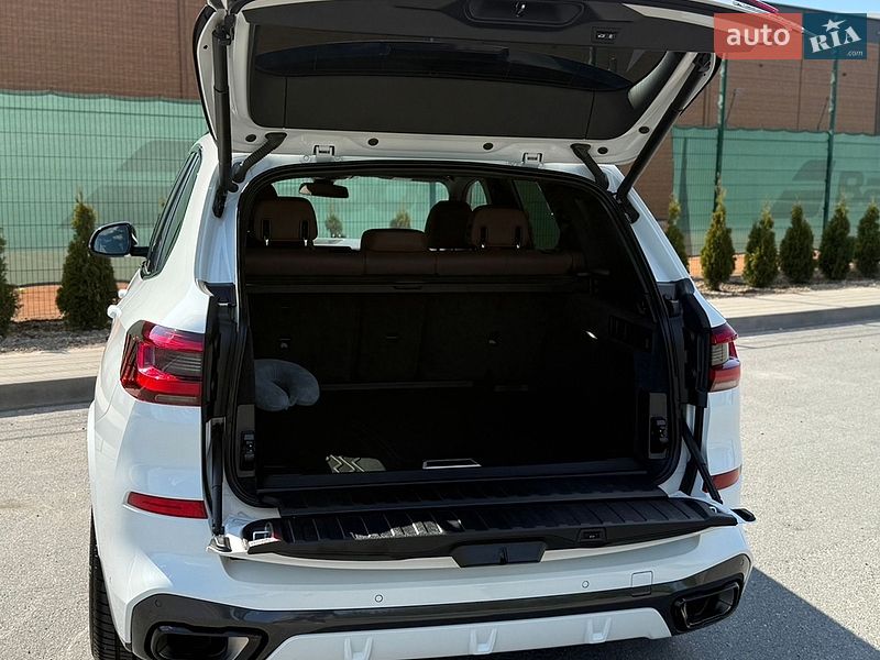 Внедорожник / Кроссовер BMW X5 2022 в Киеве
