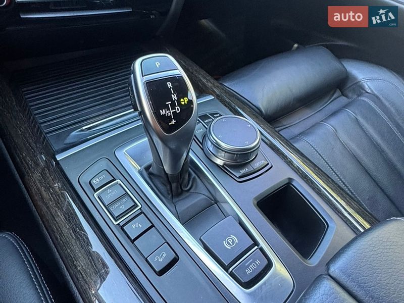 Внедорожник / Кроссовер BMW X5 2018 в Киеве