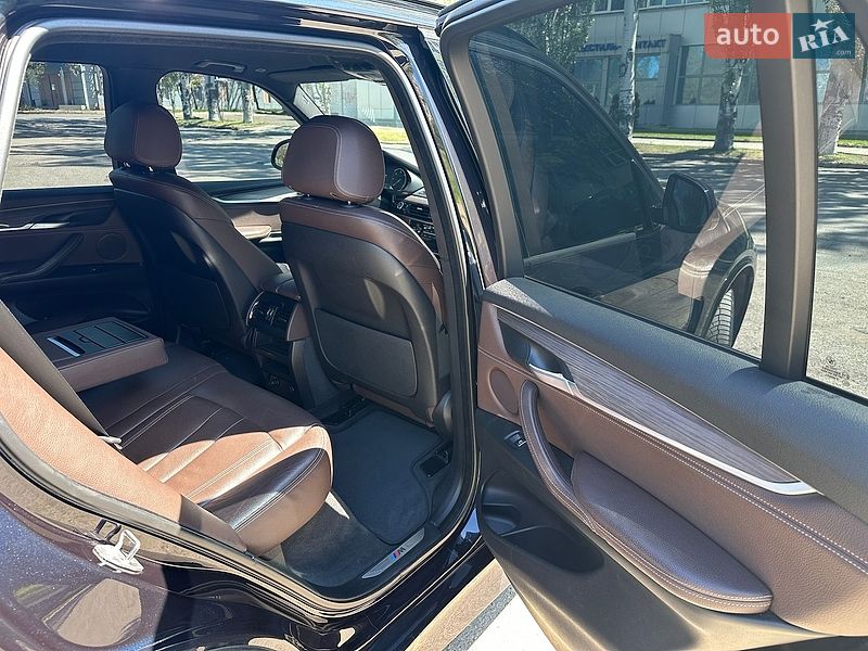 Позашляховик / Кросовер BMW X5 2015 в Миколаєві