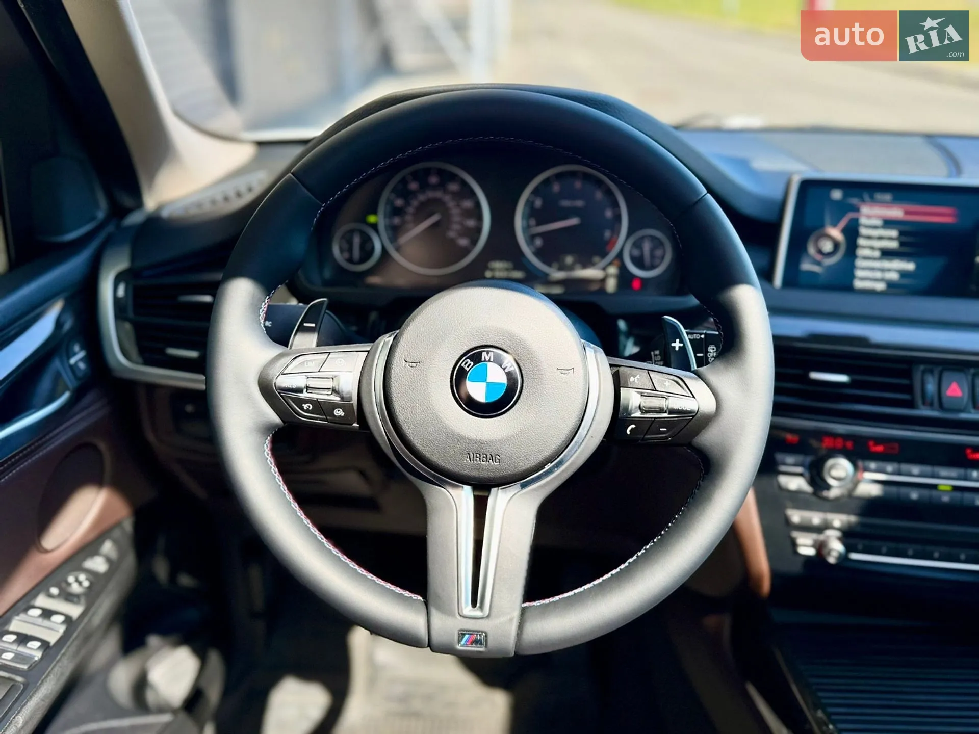 2015 BMW X5 - мініатюра 18