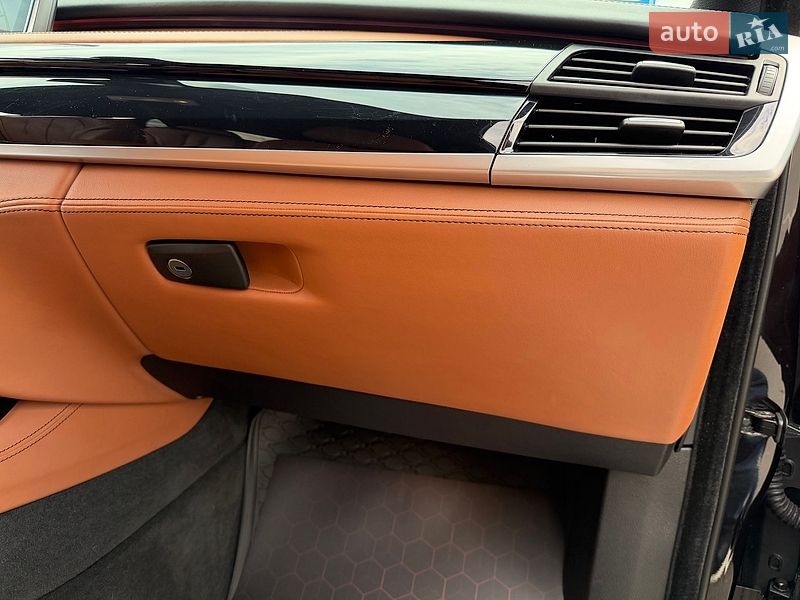 Внедорожник / Кроссовер BMW X5 2015 в Киеве