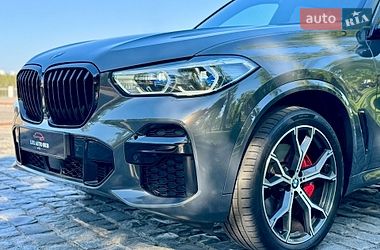 Внедорожник / Кроссовер BMW X5 2022 в Киеве