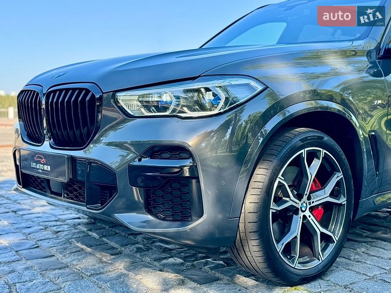 Внедорожник / Кроссовер BMW X5 2022 в Киеве