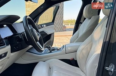 Внедорожник / Кроссовер BMW X5 2022 в Киеве