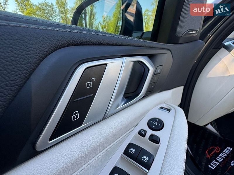 Внедорожник / Кроссовер BMW X5 2022 в Киеве
