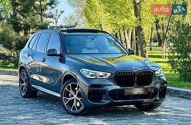 Внедорожник / Кроссовер BMW X5 2022 в Киеве