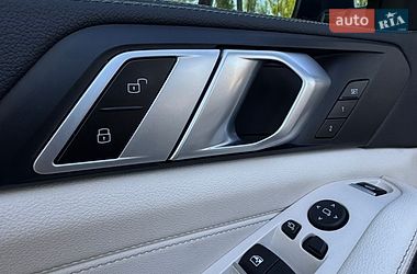 Внедорожник / Кроссовер BMW X5 2022 в Киеве