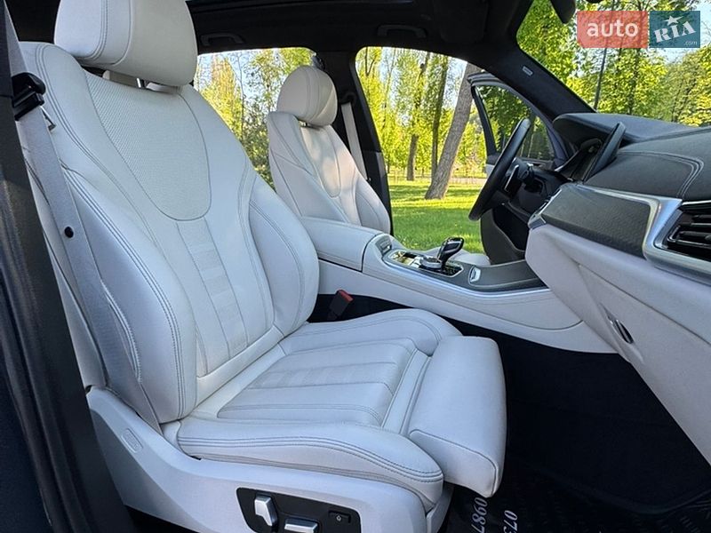 Внедорожник / Кроссовер BMW X5 2022 в Киеве