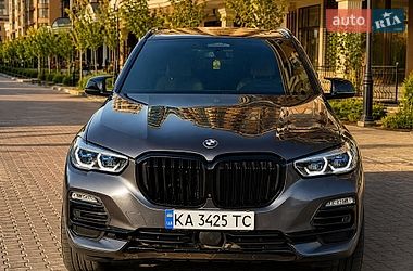 Внедорожник / Кроссовер BMW X5 2019 в Киеве