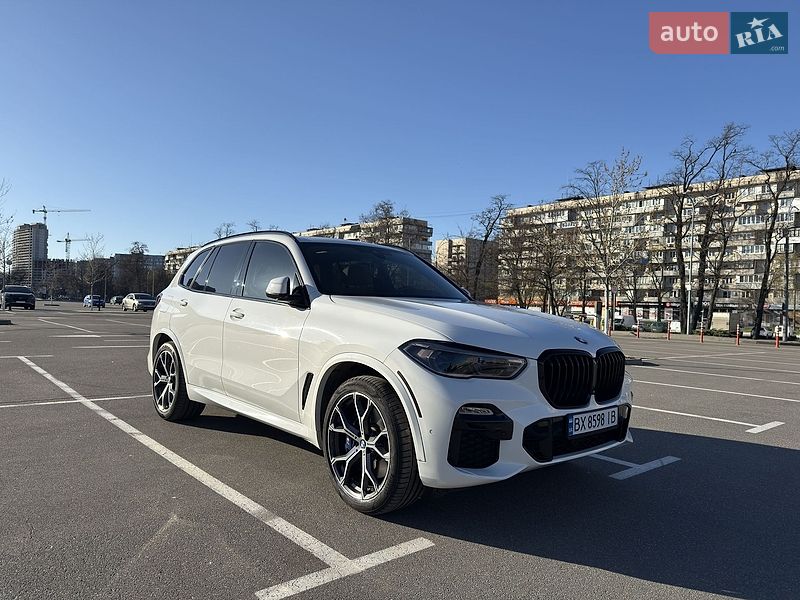Внедорожник / Кроссовер BMW X5 2019 в Киеве