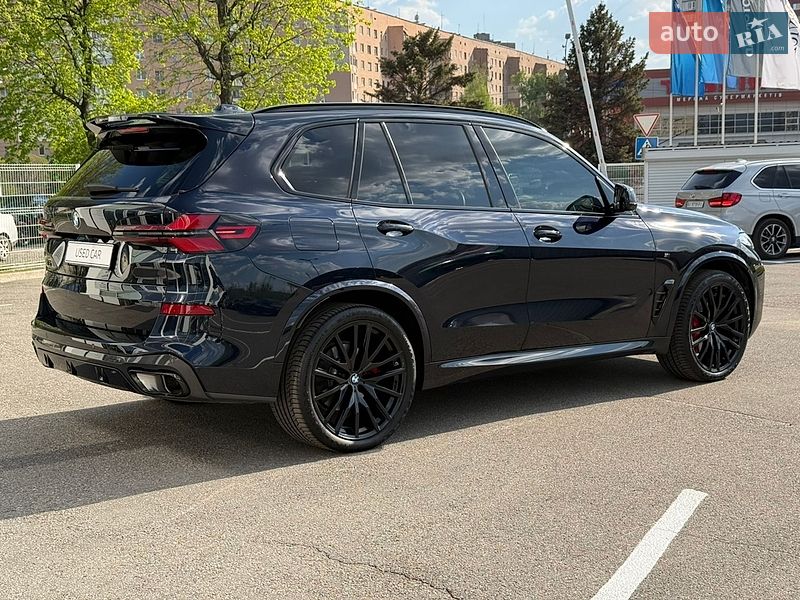 Внедорожник / Кроссовер BMW X5 2024 в Харькове