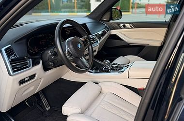 Внедорожник / Кроссовер BMW X5 2020 в Киеве