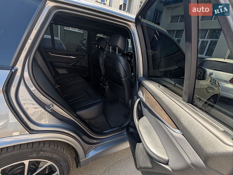 Внедорожник / Кроссовер BMW X5 2013 в Киеве
