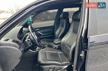 Внедорожник / Кроссовер BMW X5 2005 в Черновцах