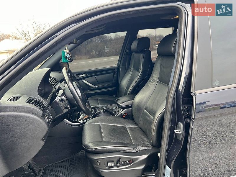 Внедорожник / Кроссовер BMW X5 2005 в Черновцах