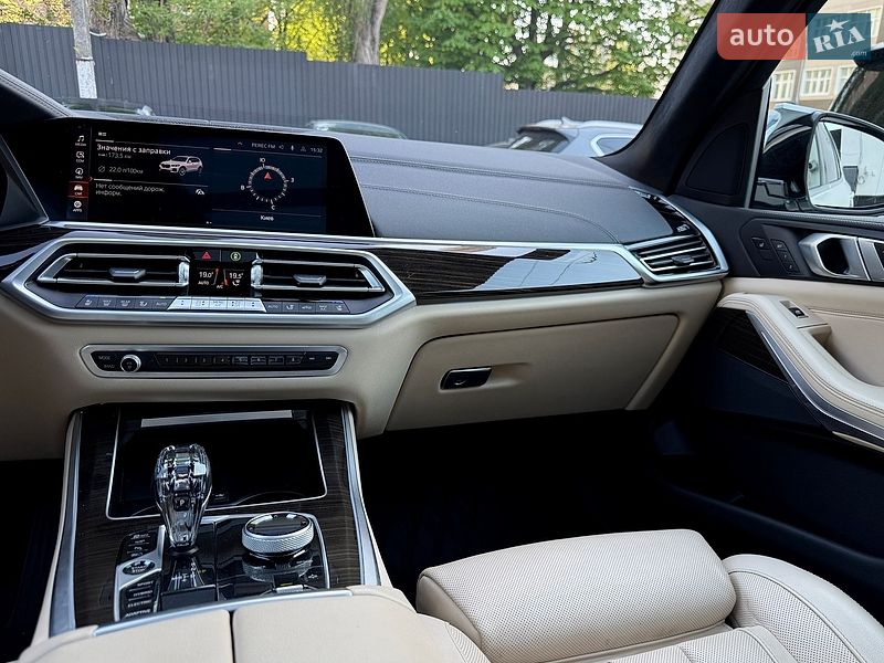 Внедорожник / Кроссовер BMW X5 2021 в Киеве