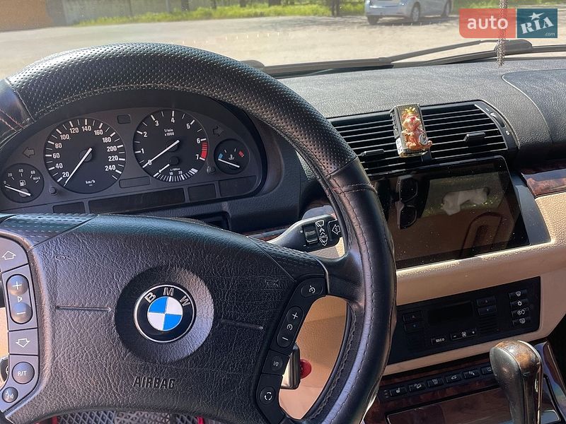 Внедорожник / Кроссовер BMW X5 2005 в Измаиле