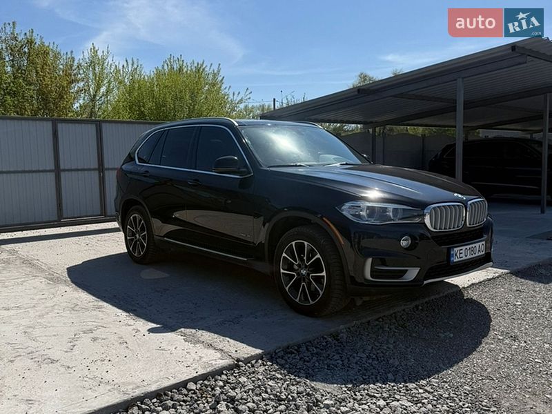 Внедорожник / Кроссовер BMW X5 2015 в Каменском