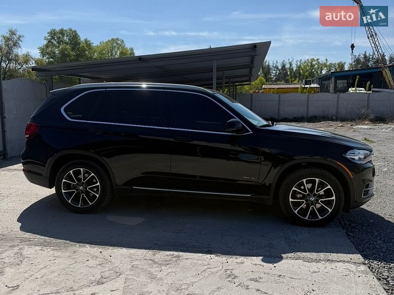 Внедорожник / Кроссовер BMW X5 2015 в Каменском