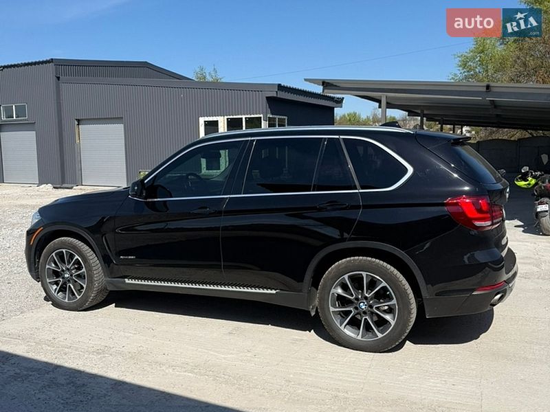 Внедорожник / Кроссовер BMW X5 2015 в Каменском