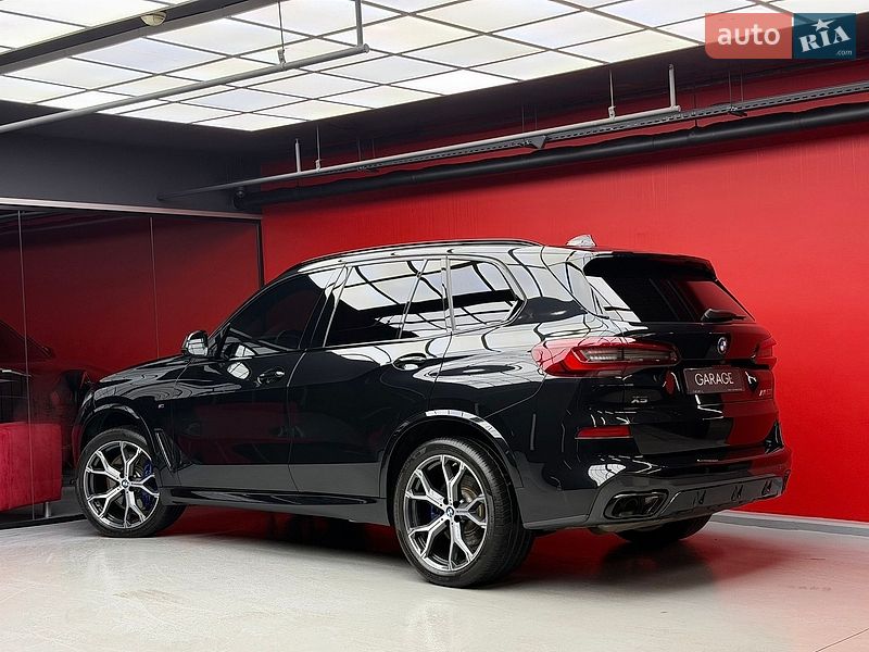 Внедорожник / Кроссовер BMW X5 2021 в Киеве