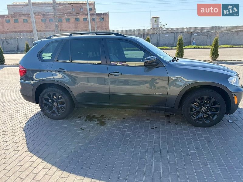 Внедорожник / Кроссовер BMW X5 2011 в Виннице