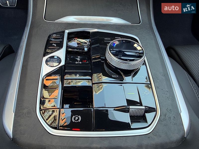 Внедорожник / Кроссовер BMW X5 2024 в Киеве