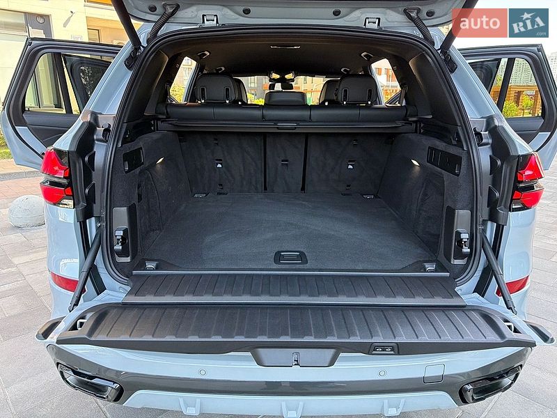 Внедорожник / Кроссовер BMW X5 2024 в Киеве