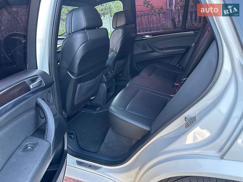 Внедорожник / Кроссовер BMW X5 2011 в Виннице