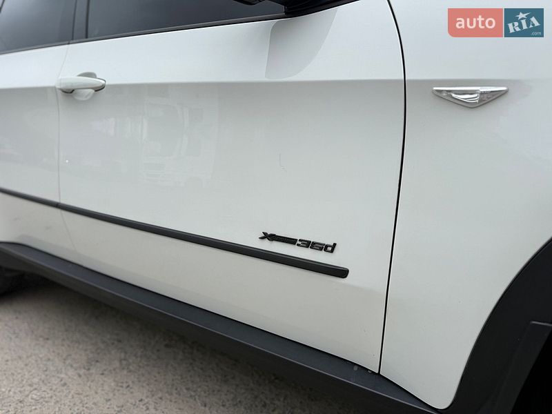 Внедорожник / Кроссовер BMW X5 2010 в Звягеле