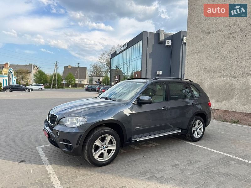 Внедорожник / Кроссовер BMW X5 2012 в Луцке