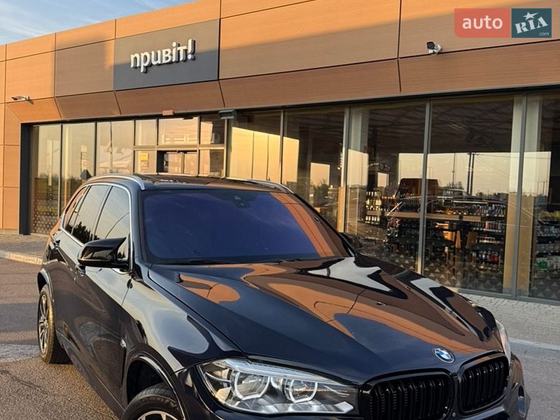 Внедорожник / Кроссовер BMW X5 2017 в Днепре