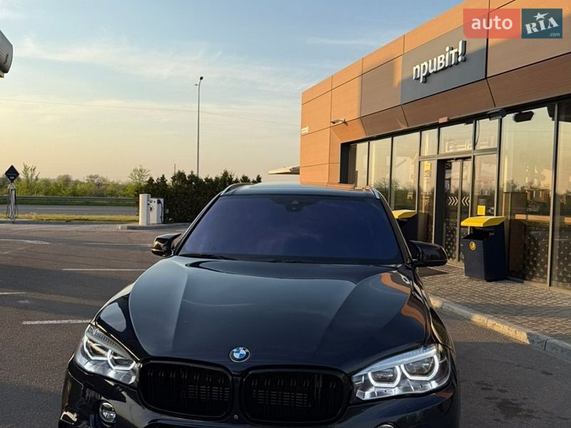 Внедорожник / Кроссовер BMW X5 2017 в Днепре