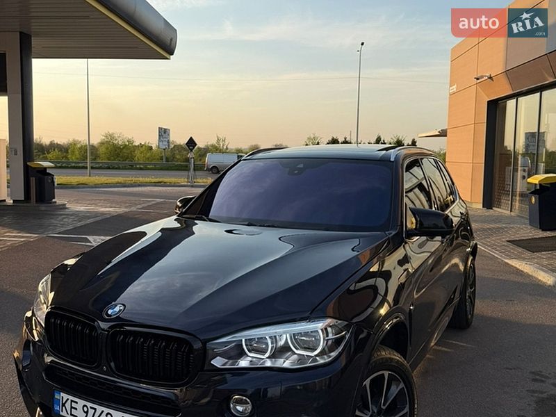 Внедорожник / Кроссовер BMW X5 2017 в Днепре