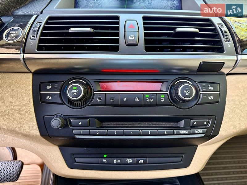 Внедорожник / Кроссовер BMW X5 2010 в Днепре
