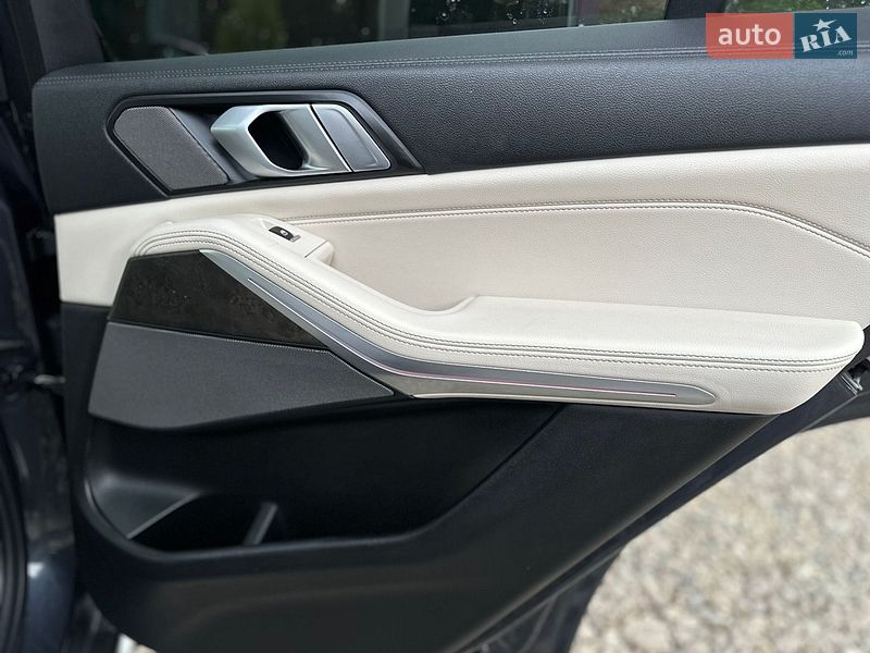 Внедорожник / Кроссовер BMW X5 2020 в Львове