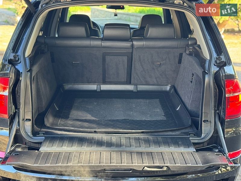 Внедорожник / Кроссовер BMW X5 2013 в Смеле