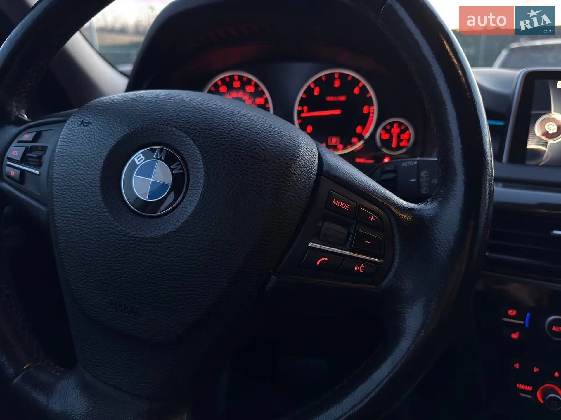 2014 BMW X5 - мініатюра 35