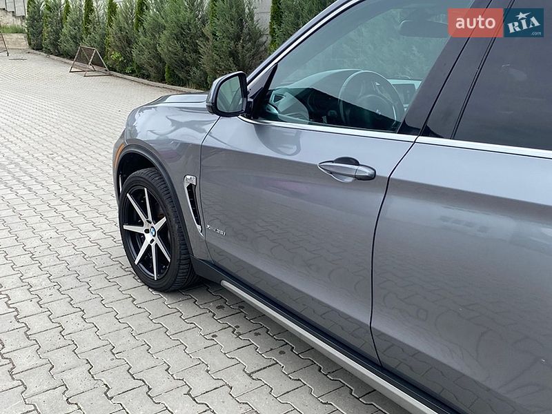 Внедорожник / Кроссовер BMW X5 2015 в Черновцах