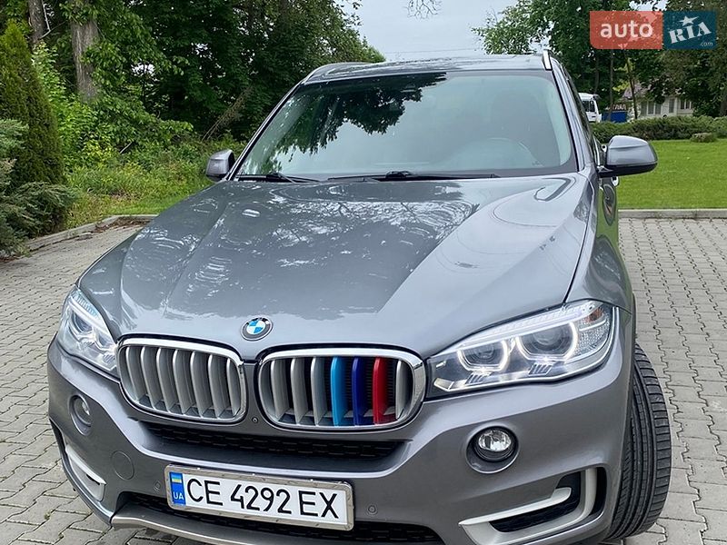 Внедорожник / Кроссовер BMW X5 2015 в Черновцах