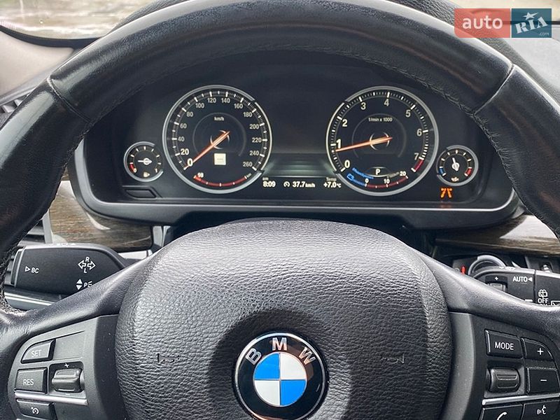 Внедорожник / Кроссовер BMW X5 2015 в Черновцах