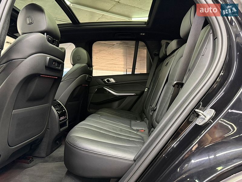 Внедорожник / Кроссовер BMW X5 2019 в Одессе