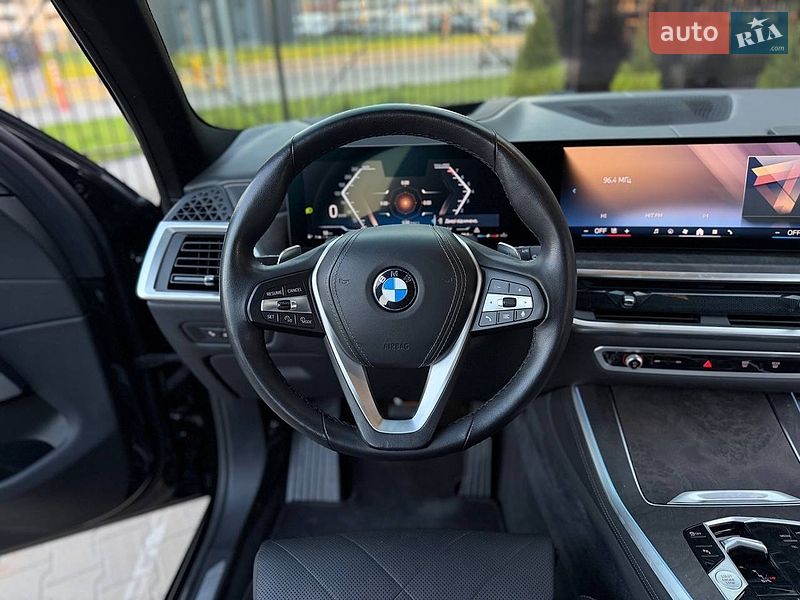 Внедорожник / Кроссовер BMW X5 2023 в Киеве