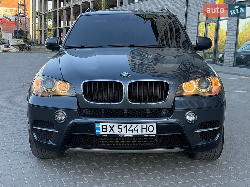 Внедорожник / Кроссовер BMW X5 2012 в Хмельницком