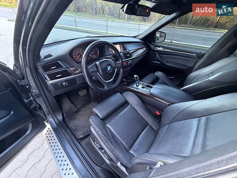 Внедорожник / Кроссовер BMW X5 2012 в Хмельницком