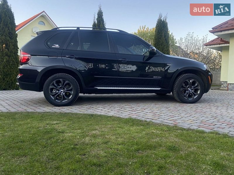 Внедорожник / Кроссовер BMW X5 2012 в Житомире